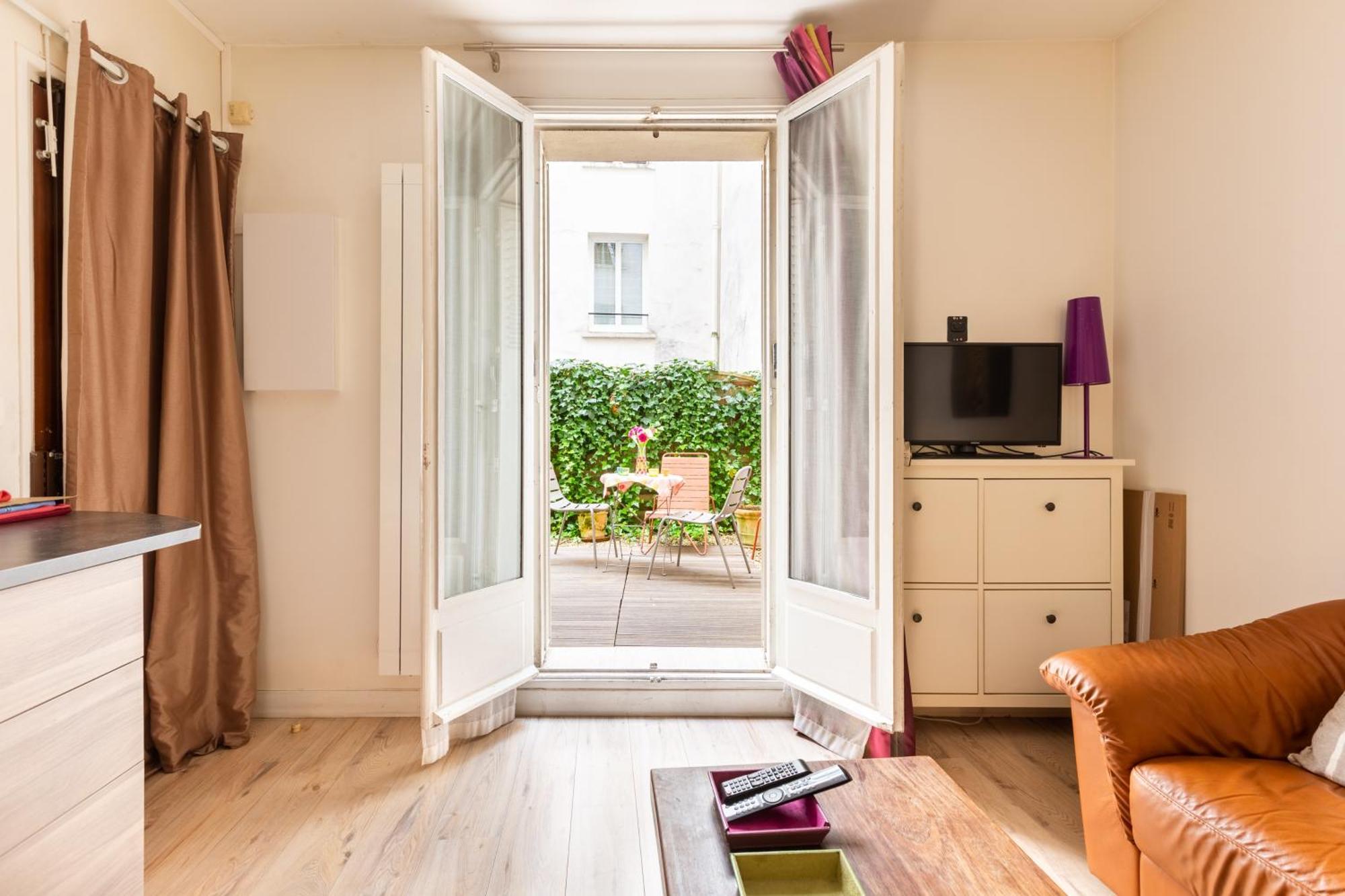 Studio Montonnerre Avec Terrasse Proche Necker Et Montparnasse Parijs Buitenkant foto